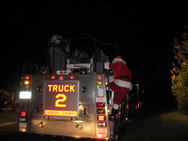 Santa Comes to Town!