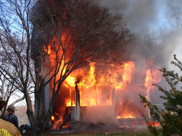 House Burning in Baltimore County. 4-21-2007