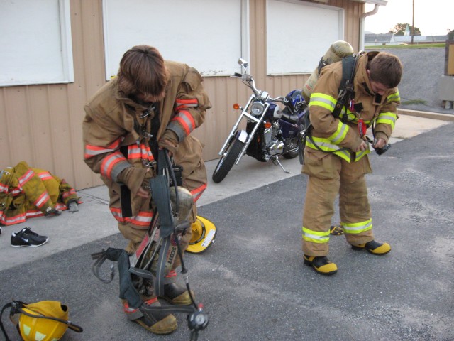 07-17-2008.  Firefighter Skills Races - Donning PPE and SCBA.
