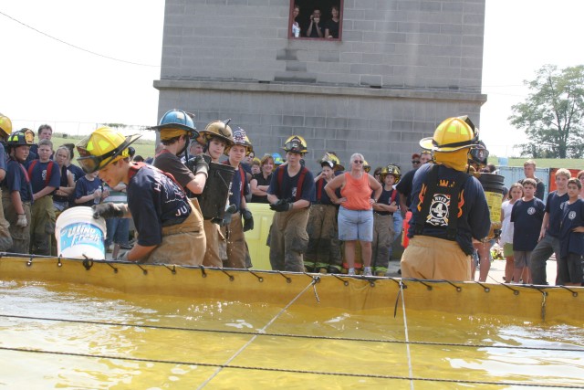 Juniors Day, 2007. Bucket Brigade Competition