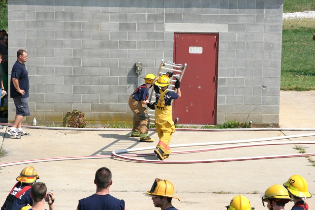 Juniors Day, 2007. Relay Competition - Ladder Carry and Throw