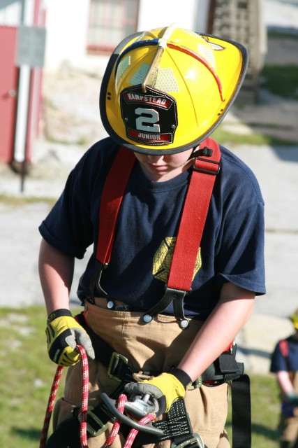 Juniors Day, 09-20-2008.  Rappelling training - using the figure 8 descender.